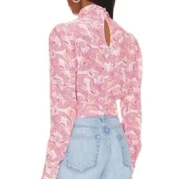 MAJORELLE Stella pink and White Puff Sleeve Crop Blouse size small EUC - Picture 2 of 5